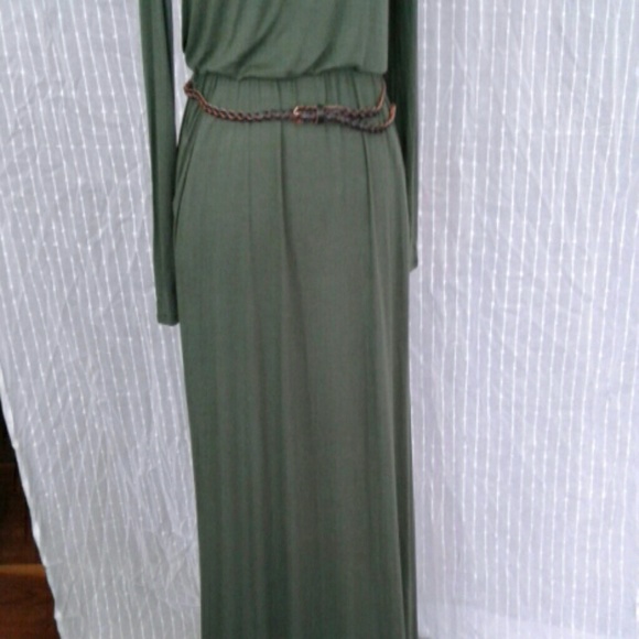 Stunning green dress with stylish brown belt - Picture 2 of 6